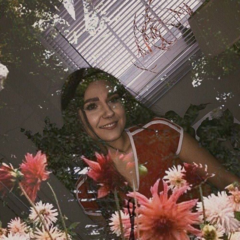 Meet your Posher, Sara